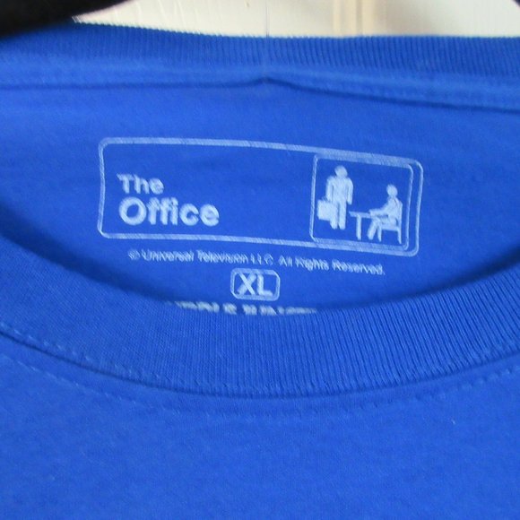 New T Shirt - The Office - Assistant to The Regional Manager Size XL with tags - Picture 4 of 5